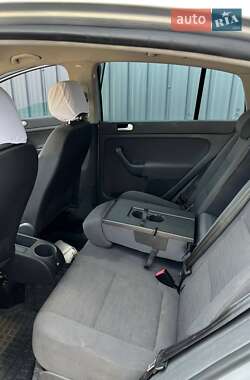 Хэтчбек Volkswagen Golf Plus 2008 в 