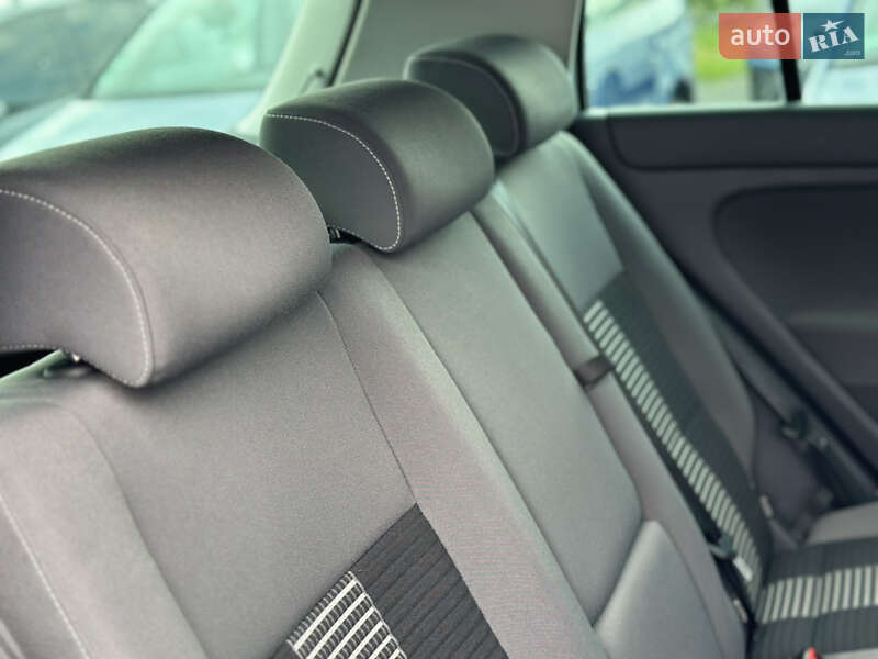 Хэтчбек Volkswagen Golf Plus 2008 в Староконстантинове