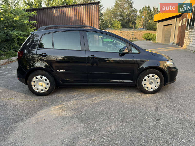 Хетчбек Volkswagen Golf Plus 2008 в Запоріжжі