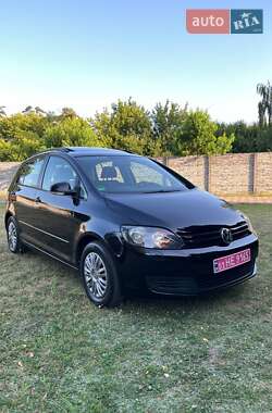 Хэтчбек Volkswagen Golf Plus 2010 в Хороле