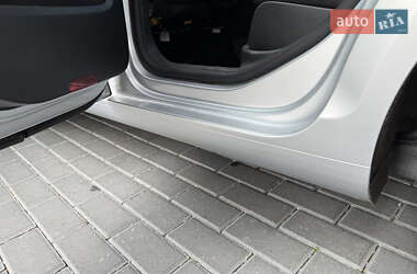 Хетчбек Volkswagen Golf Plus 2010 в 