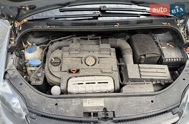 Хетчбек Volkswagen Golf Plus 2010 в 