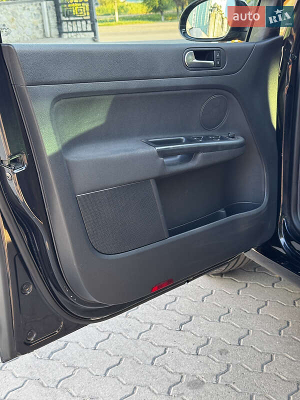 Хетчбек Volkswagen Golf Plus 2010 в Великій Багачці