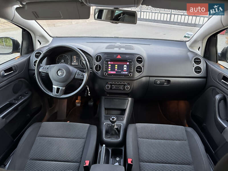 Хетчбек Volkswagen Golf Plus 2010 в Великій Багачці