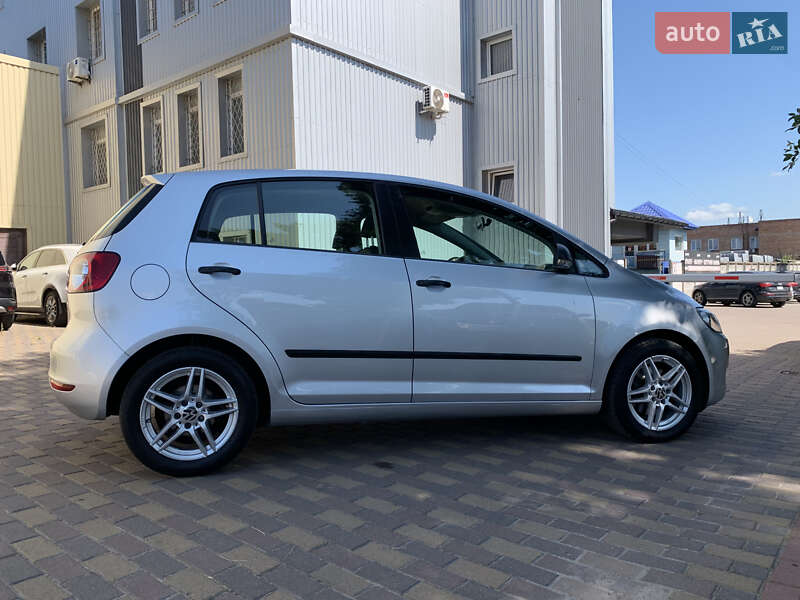 Хетчбек Volkswagen Golf Plus 2010 в Рівному фото 5 Хетчбек Volkswagen Golf Plus 2010 в Рівному