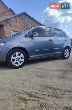 Хэтчбек Volkswagen Golf Plus 2006 в Черняхове