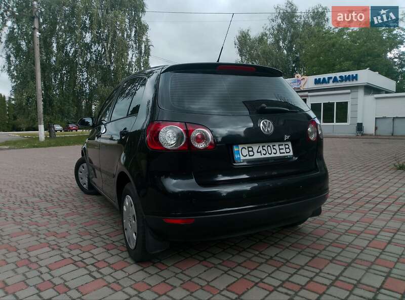 Хэтчбек Volkswagen Golf Plus 2005 в Лубнах
