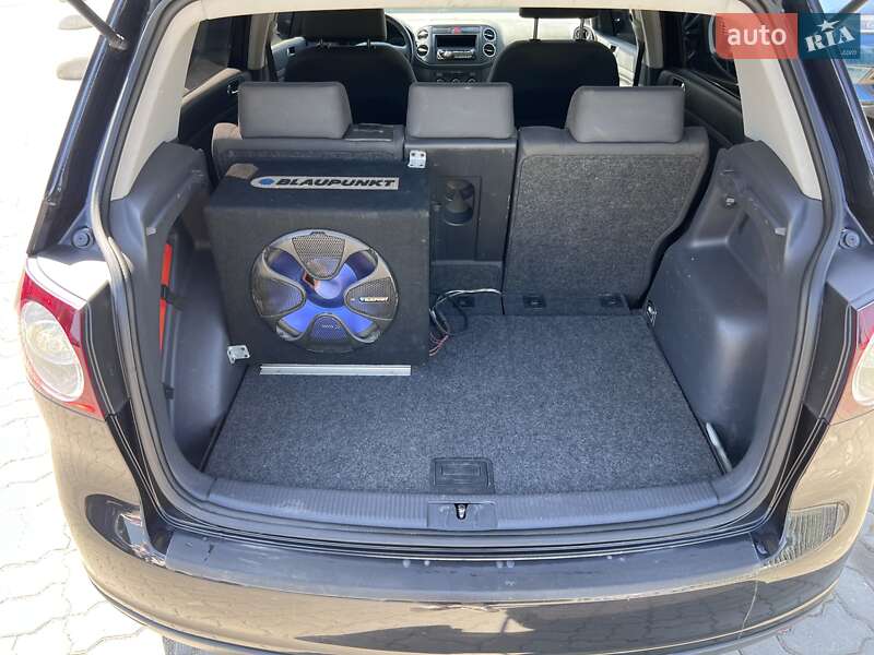 Хетчбек Volkswagen Golf Plus 2006 в Нововолинську