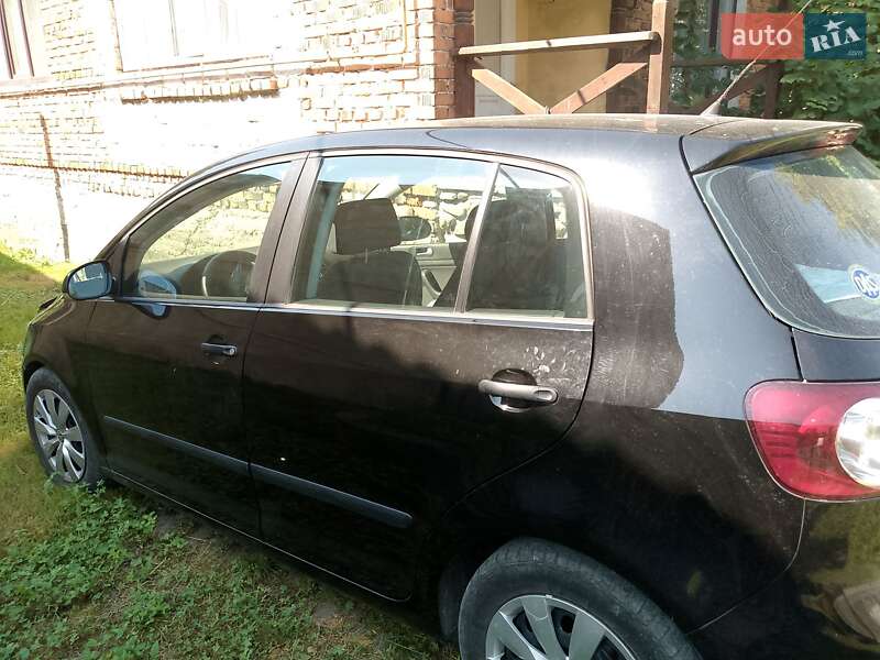 Хэтчбек Volkswagen Golf Plus 2005 в Мукачево