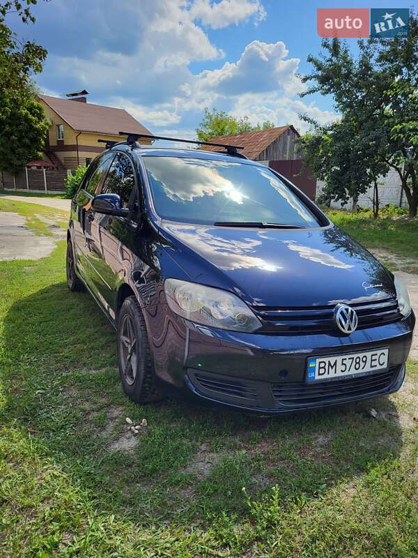 Хетчбек Volkswagen Golf Plus 2010 в Сумах