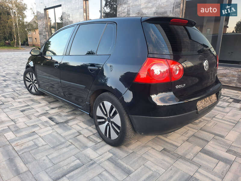 Хэтчбек Volkswagen Golf Plus 2006 в Костополе