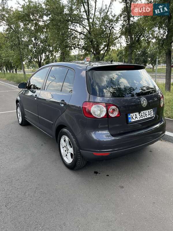 Хэтчбек Volkswagen Golf Plus 2007 в Киеве фото 3 Хэтчбек Volkswagen Golf Plus 2007 в Киеве