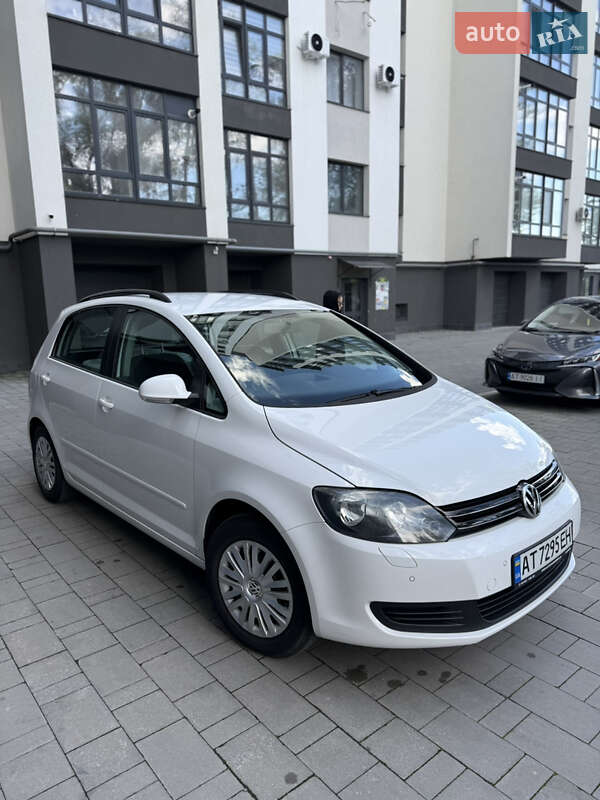 Хэтчбек Volkswagen Golf Plus 2009 в Ивано-Франковске
