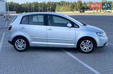 Хэтчбек Volkswagen Golf Plus 2008 в 