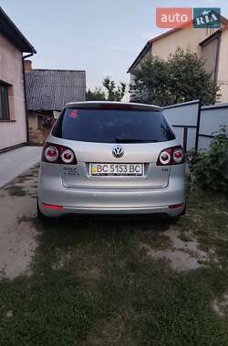 Хэтчбек Volkswagen Golf Plus 2011 в 