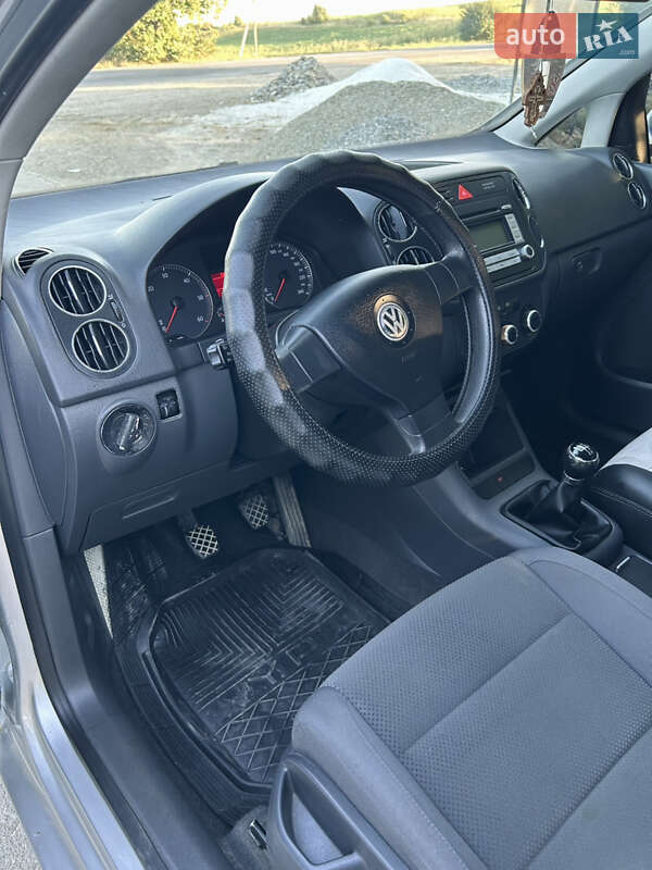 Хэтчбек Volkswagen Golf Plus 2005 в Черновцах