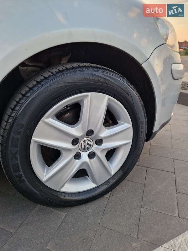 Хетчбек Volkswagen Golf Plus 2006 в Луцьку