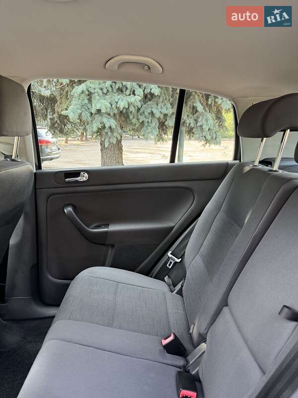 Хэтчбек Volkswagen Golf Plus 2007 в Вознесенске