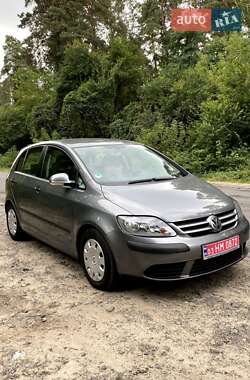 Хетчбек Volkswagen Golf Plus 2006 в Дніпрі