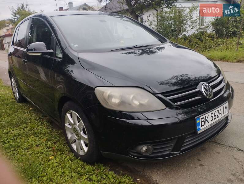 Хэтчбек Volkswagen Golf Plus 2005 в Ровно