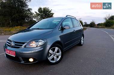 Хэтчбек Volkswagen Golf Plus 2008 в Ромнах