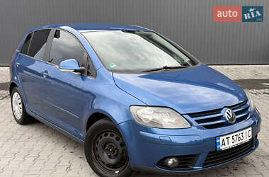 Хэтчбек Volkswagen Golf Plus 2007 в 