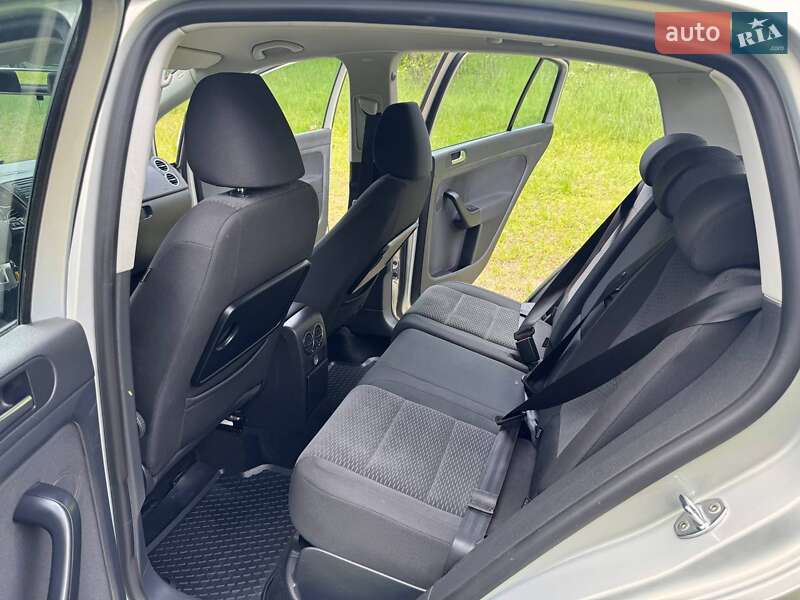 Хэтчбек Volkswagen Golf Plus 2010 в Полтаве фото 36 Хэтчбек Volkswagen Golf Plus 2010 в Полтаве