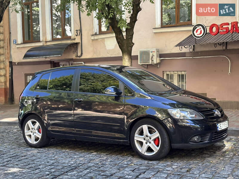 Хэтчбек Volkswagen Golf Plus 2006 в Черновцах