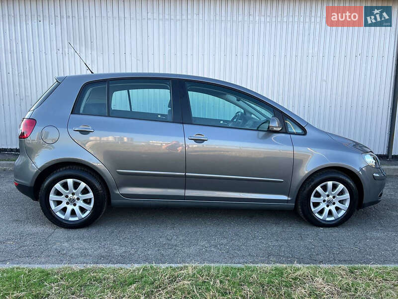 Хэтчбек Volkswagen Golf Plus 2008 в Киеве фото 6 Хэтчбек Volkswagen Golf Plus 2008 в Киеве