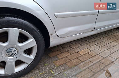 Хэтчбек Volkswagen Golf Plus 2008 в 