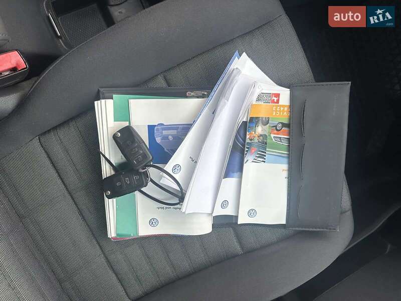 Хетчбек Volkswagen Golf Plus 2007 в Сарнах