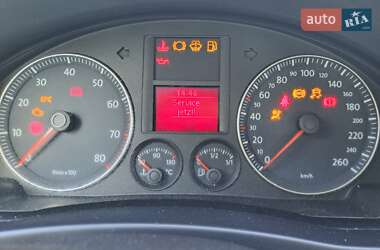 Хэтчбек Volkswagen Golf Plus 2008 в 