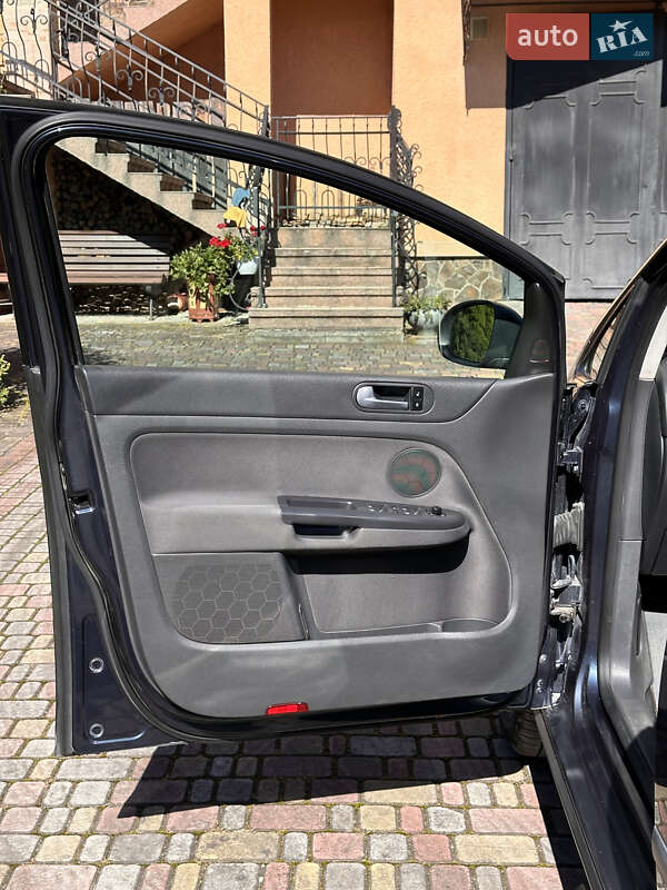 Хэтчбек Volkswagen Golf Plus 2009 в Дрогобыче