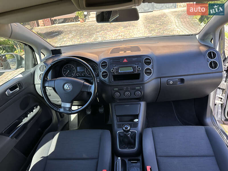 Хэтчбек Volkswagen Golf Plus 2009 в Дрогобыче