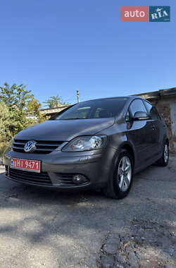 Хетчбек Volkswagen Golf Plus 2006 в Дніпрі