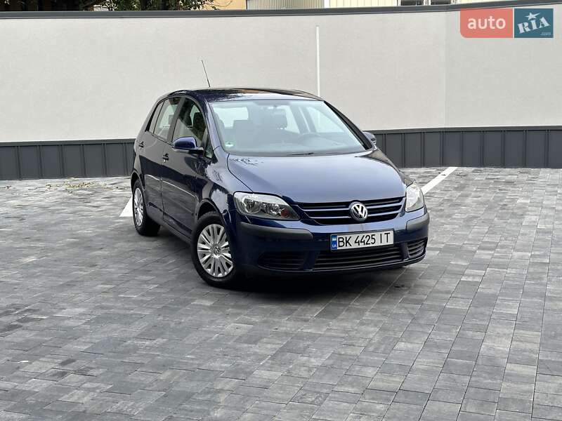 Хэтчбек Volkswagen Golf Plus 2005 в Ровно