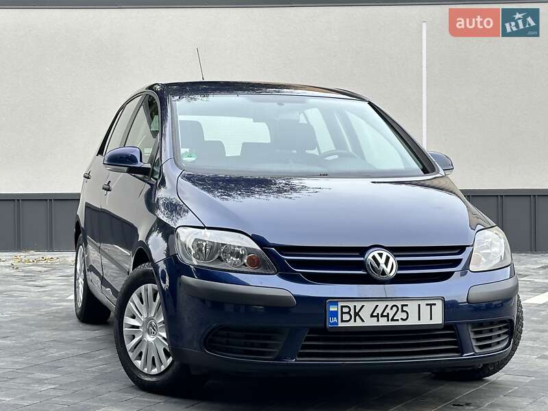 Хэтчбек Volkswagen Golf Plus 2005 в Ровно
