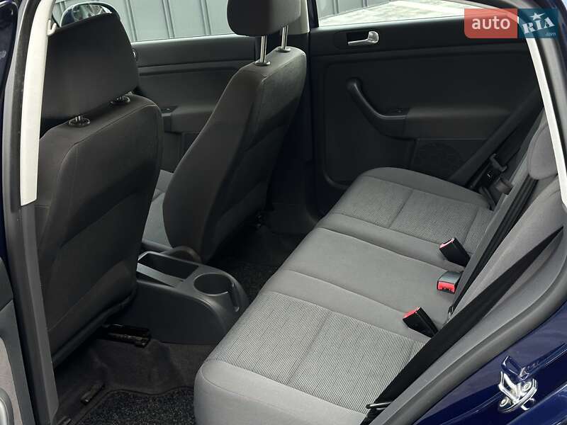 Хэтчбек Volkswagen Golf Plus 2005 в Ровно