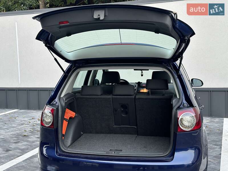 Хэтчбек Volkswagen Golf Plus 2005 в Ровно
