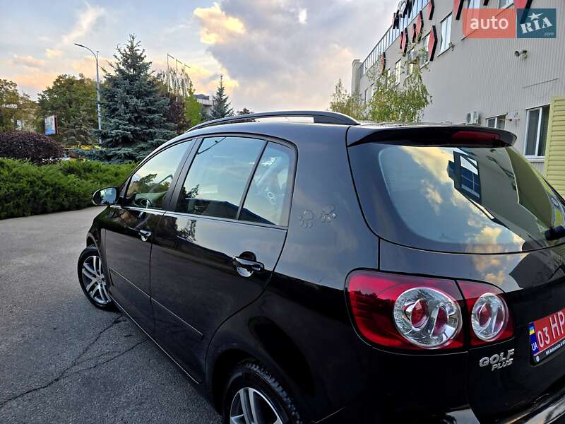 Хэтчбек Volkswagen Golf Plus 2010 в Полтаве фото 11 Хэтчбек Volkswagen Golf Plus 2010 в Полтаве