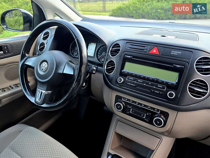 Хэтчбек Volkswagen Golf Plus 2010 в Полтаве фото 42 Хэтчбек Volkswagen Golf Plus 2010 в Полтаве