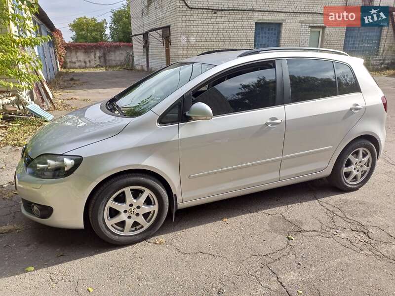 Хэтчбек Volkswagen Golf Plus 2009 в Черкассах фото 4 Хэтчбек Volkswagen Golf Plus 2009 в Черкассах