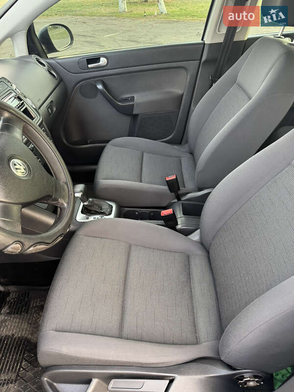 Хетчбек Volkswagen Golf Plus 2008 в Кам'янському фото 8 Хетчбек Volkswagen Golf Plus 2008 в Кам'янському