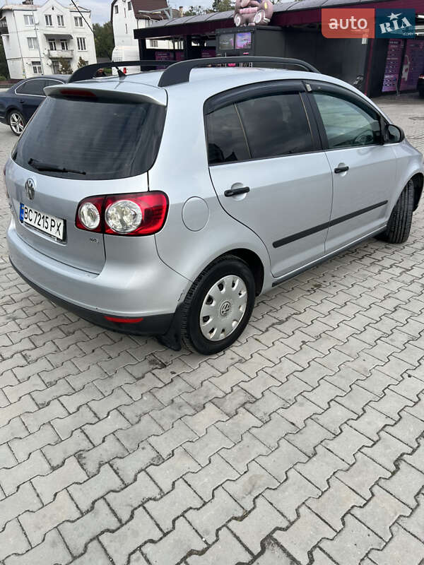 Хетчбек Volkswagen Golf Plus 2008 в Львові
