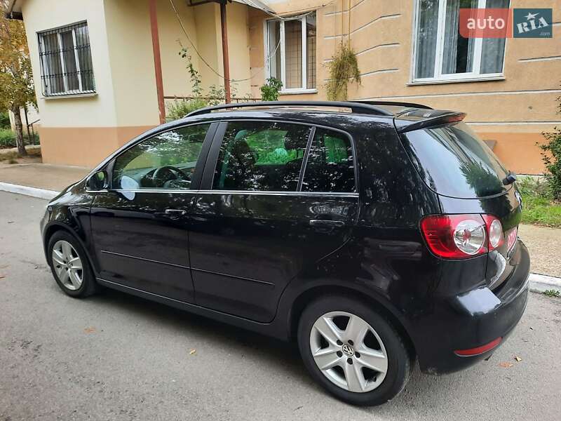 Хетчбек Volkswagen Golf Plus 2010 в Києві