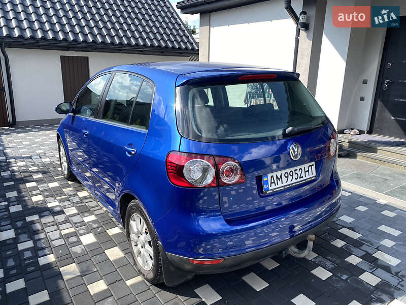 Хетчбек Volkswagen Golf Plus 2005 в Звягелі