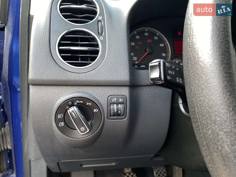 Хетчбек Volkswagen Golf Plus 2005 в Звягелі