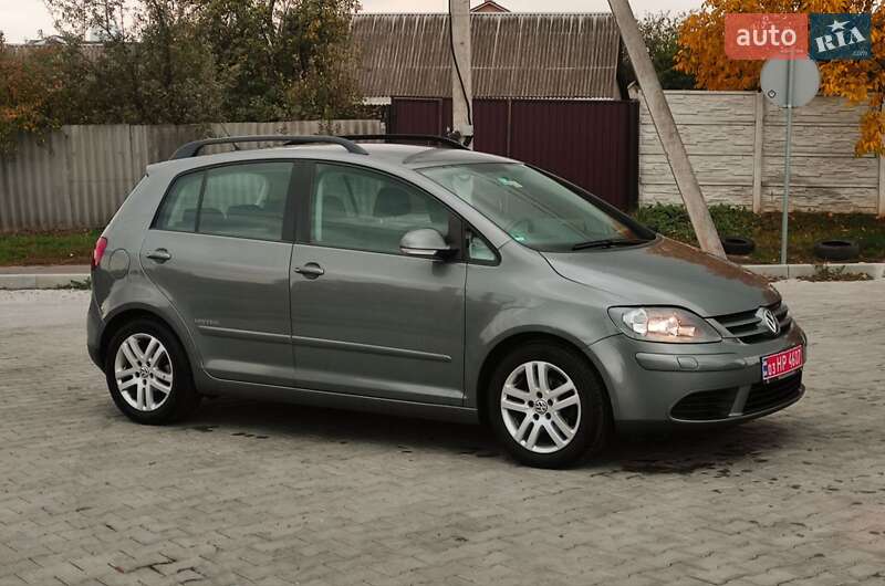 Хэтчбек Volkswagen Golf Plus 2008 в Полтаве