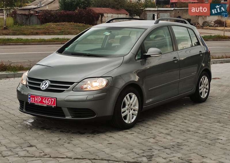 Хэтчбек Volkswagen Golf Plus 2008 в Полтаве