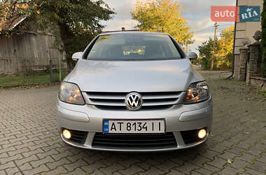 Хетчбек Volkswagen Golf Plus 2005 в Надвірній